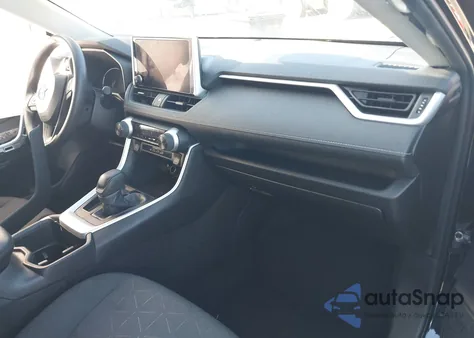 2024 Toyota Rav4 Xle from USA, damaged, VIN 2T3W1RFV2RW323084